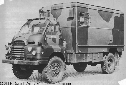 Bedford RLE, 4 x 4, 12 V (Front view, left side)