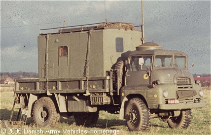 Bedford RL, 4 x 4, 12 V (front view, right side)