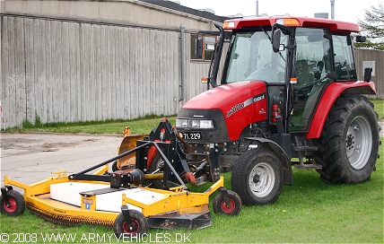 Case IH JX1070U, 4 x 2, 12V, D (Front view, left side)