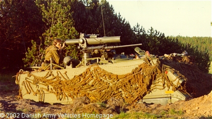 M113 TOW Carrier (Side view, right side)