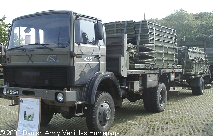 Magirus 110 - 16, 4 x 4, 24 V, D (Front view, left side)