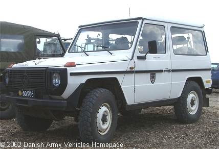 Mercedes 240 GD, 4 x 4, 24V, D (Front view, left side)