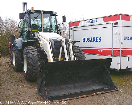 Terex 980 Elite, 4 x 4, 12V (Front view, right side)