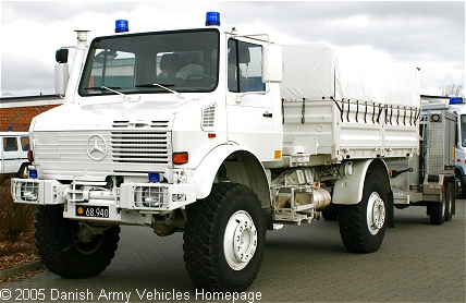 Unimog 2150, 4 x 4, 24 V, D (Front view, left side)