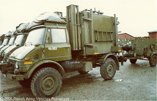 Unimog 404, 4 x 4, 24V (Front view, right side)