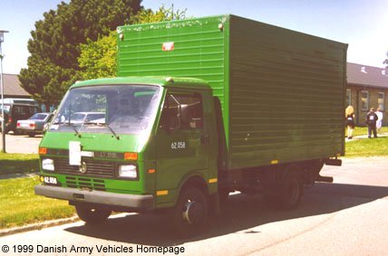 VW LT55, 4 x 2, 12 V, D (Front view, left side)