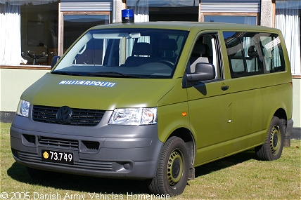 VW T5, 4 x 4, 12V, D (Rear view, left side)